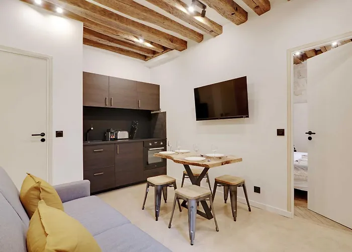 Authentic Apartment - 1Br-4P - Le Marais